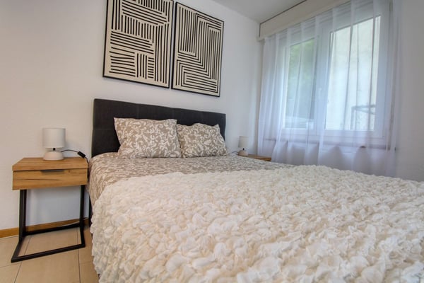 Cozy 2-Room Apartment in Zürich Altstetten 2