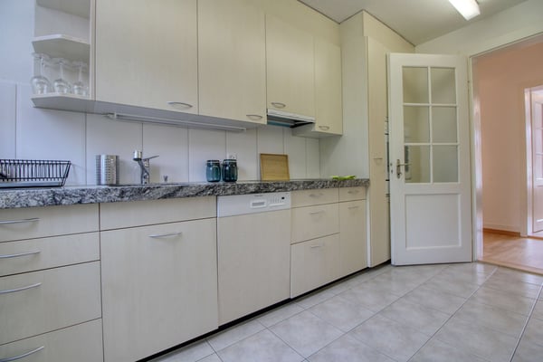 Viola #1 - Möbliertes Zimmer in modernisierter Wohnung an top Lage 7
