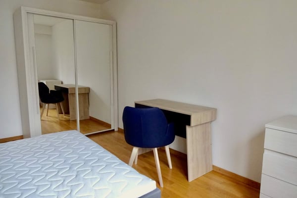 Möbliertes WG-Zimmer in moderner Wohngemeinschaft 4