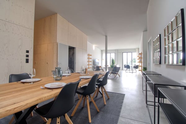 Coliving Moderne Alliant Intimité, Travail et Vie Partagée à Renens 1