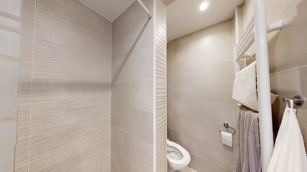 Helles WG-Zimmer mit Balkon im 4. OG – Basel St. Johann 11