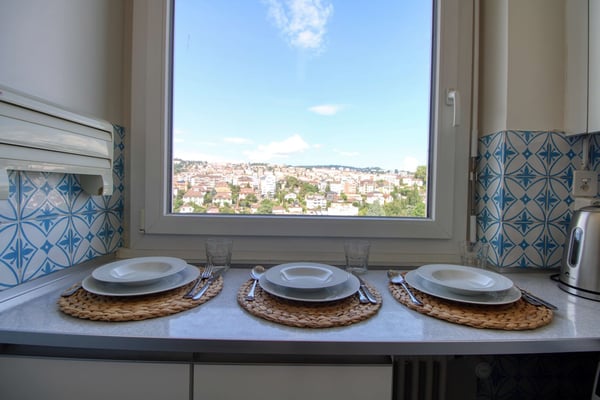 Coliving élégant avec une vue imprenable sur le lac et les montagnes 19
