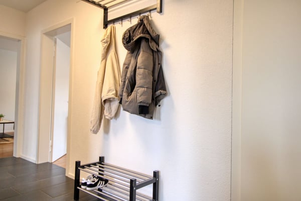 Möbliertes Zimmer in modernisierter Wohnung an top Lage 20