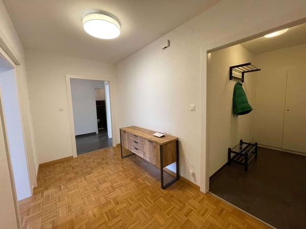 Furnished room in modernised apartment in a top location 23