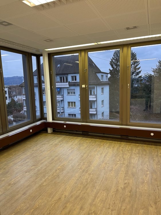 helle Bürofläche im Kreis 6 zu vermieten 7