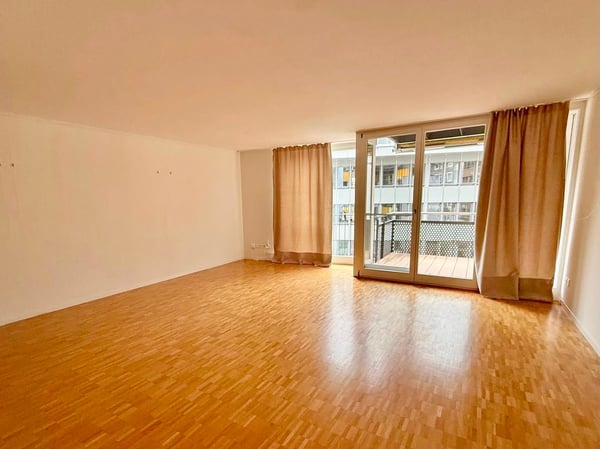 Moderne Wohnung mit Balkon in Zürich-Seefeld 4