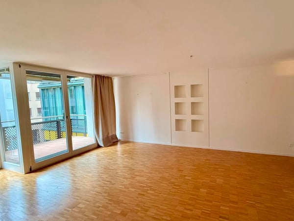 Moderne Wohnung mit Balkon in Zürich-Seefeld 2