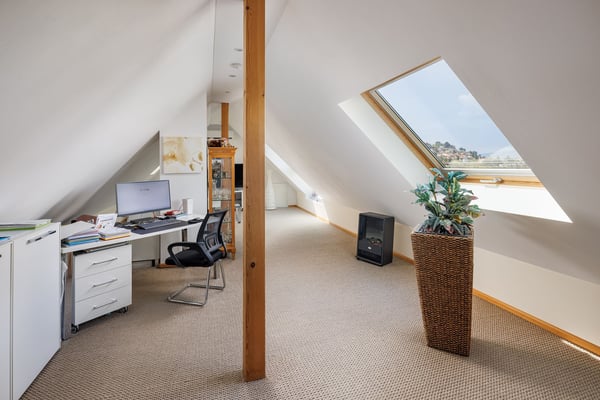 6.5 Zimmer-Duplex-Attikawohnung 10