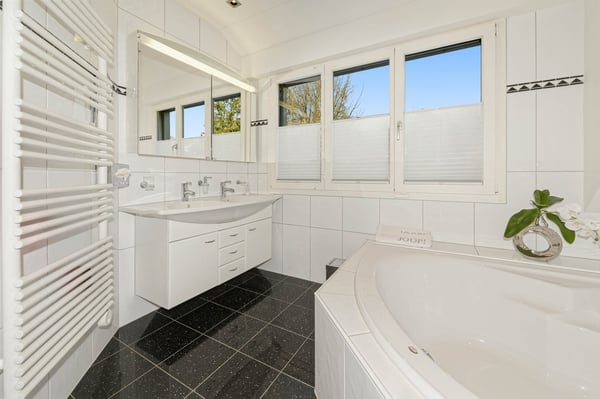 Grosszügiges 1.5-Zimmer-Einfamilienhaus mit traumhafter Weitsicht – Ihr neues Zuhause in Volketswil 10