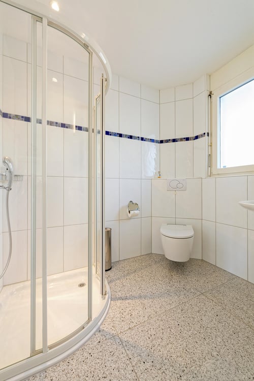 Grosszügiges 1.5-Zimmer-Einfamilienhaus mit traumhafter Weitsicht – Ihr neues Zuhause in Volketswil 12