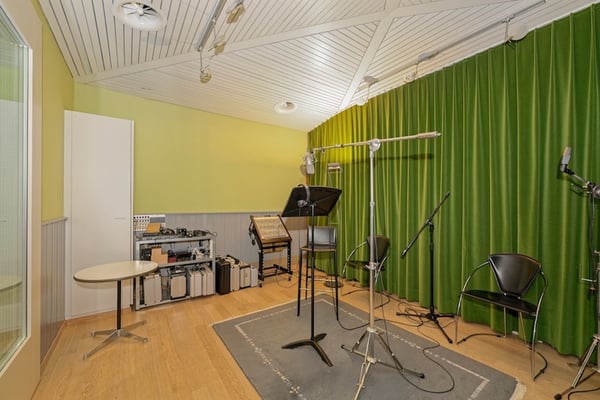 Wohnung mit 1.5 Zi, Garten & zusätzlichen 84 m² Nebenräumen – im eigenen Hausteil mit Privatsphäre 6