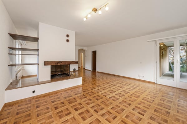 Bestandesliegenschaft mit vielseitigem Baupotenzial an bevorzugter Lage in Zürich-Affoltern 4