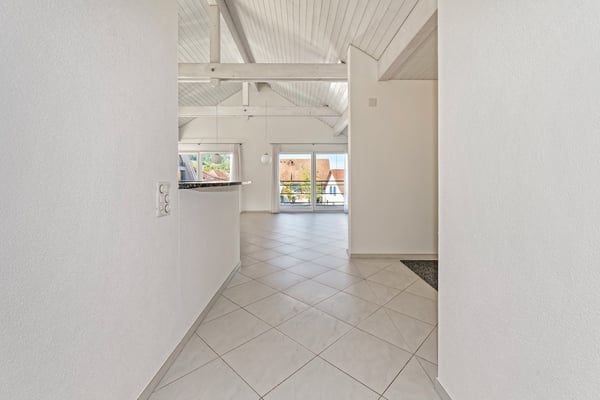 Einzigartige Dachwohnung mit Charme, viel Raum und Weitblick 3
