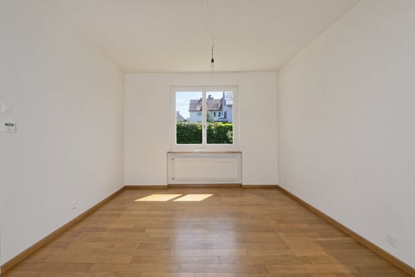 Familienparadies in Zürich Höngg – 5-Zimmer-Doppel-Einfamilienhaus mit grossem Sonnengarten 5