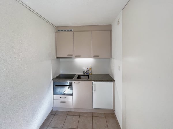 1.5-Zimmer-Stadtwohnung mit grossem Balkon an ruhiger Lage (inkl. Tiefgaragenplatz) 3