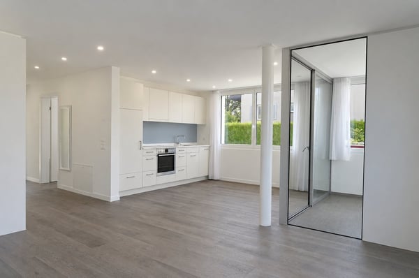 Frisch sanierte 2.5-Zimmer-Wohnung in Greifensee 2