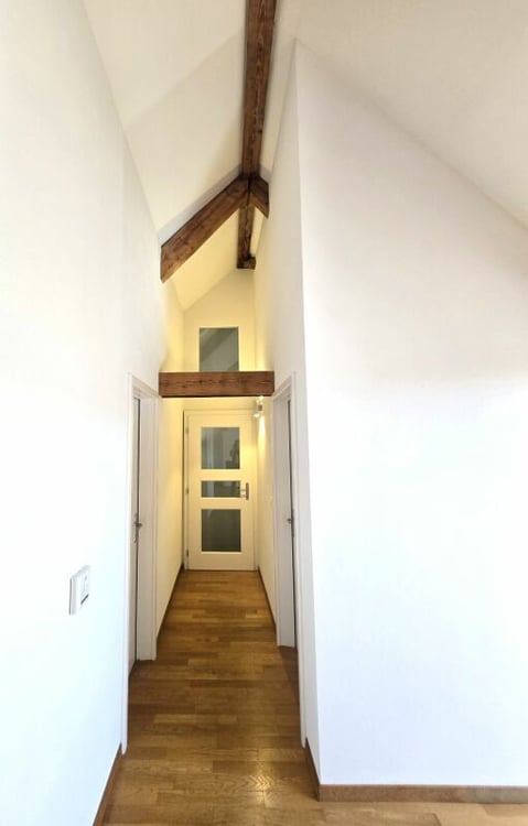 Charmante 4.5-Zimmer-Altbau-Maisonette mit Rheinsicht 8