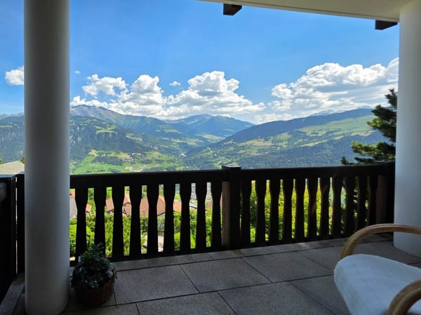 Gemütliche 2½-Zimmer-Ferienwohnung mit atemberaubender Panoramaaussicht 8