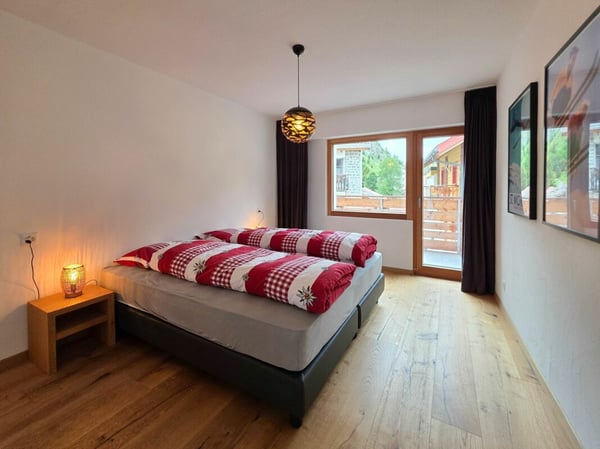 Renovierte 3½-Zimmer-Ferienwohnung im 3. OG in nächster Nähe zu der Bergbahnstation 7