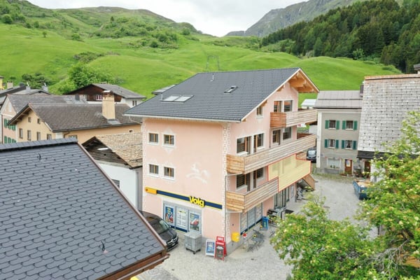 Renovierte 2½-Zimmer-Ferienwohnung im 1. OG in nächster Nähe zu der Bergbahnstation 3