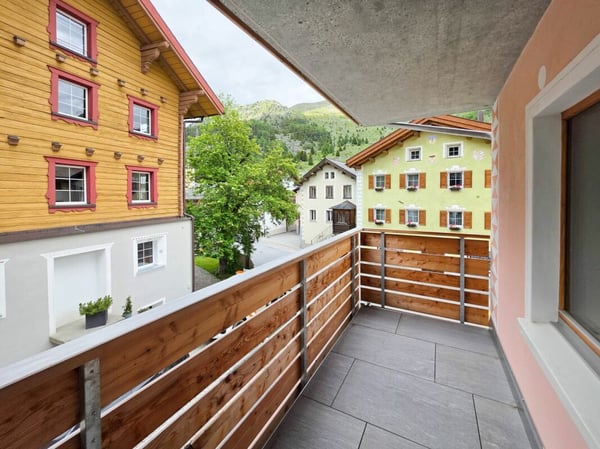 Renovierte 2½-Zimmer-Ferienwohnung im 1. OG in nächster Nähe zu der Bergbahnstation 9