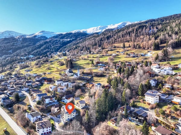 Wunderschöne grosszügige Erstwohnung mit Aussicht 19