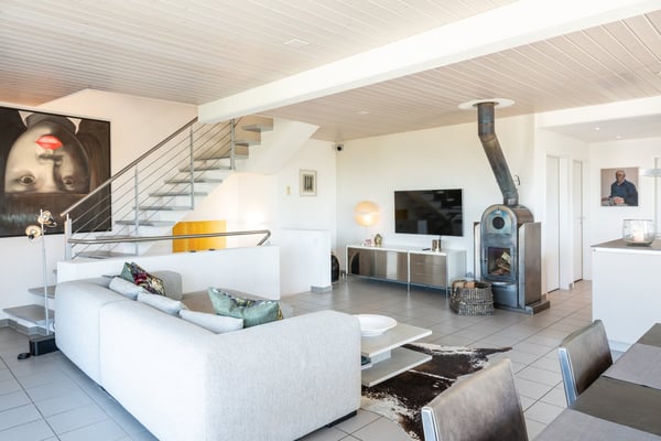 Stilvoll wohnen am Waldrand – 6.5 Zimmer mit Designküche, Weitsicht und grosser Sonnenterrasse 4