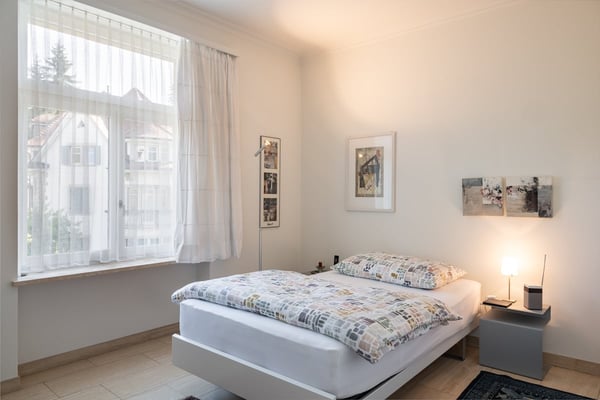 Über den Dächern von Hottingen – stilvolle Wohnung mit Weitsicht 7