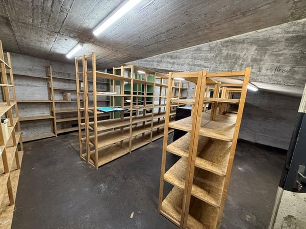 Archiv / Lagerraum / Werkstatt ca. 37 m2 mit Direktzugang aus Garage 2