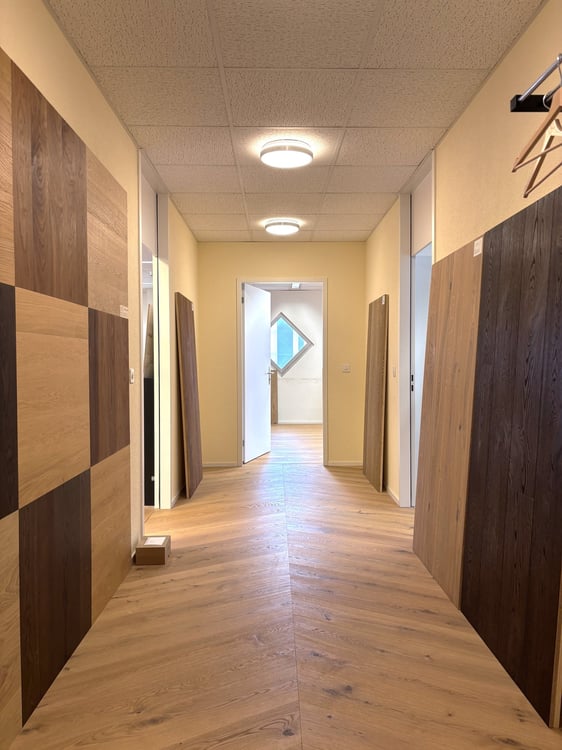 Ausgebauter heller Büroraum zu vermieten 3