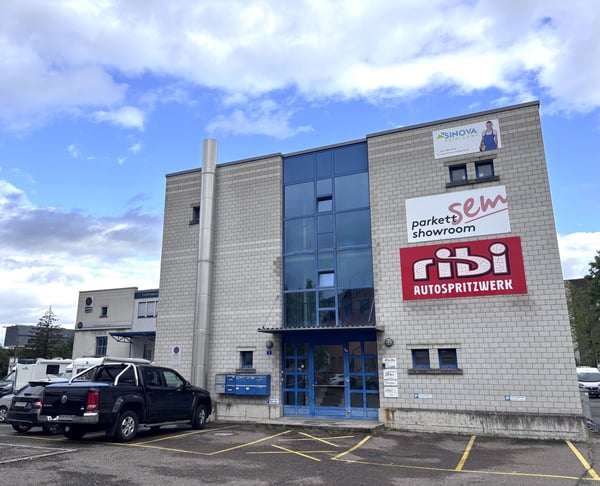 Ausgebauter heller Büroraum nahe Grüzepark 5