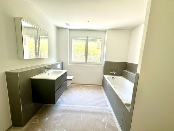 Gartenwohnung zum Verlieben: 3.5 Zimmer, 101m², grosser Sitzplatz & viel Grün 5