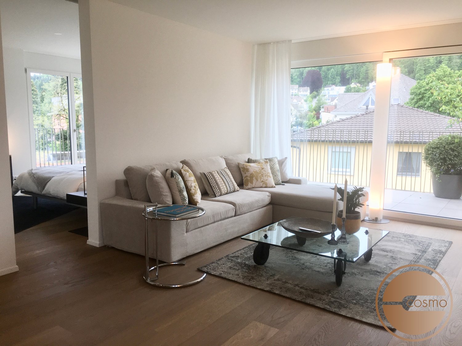 Bild All inklusive Wohnen! Exklusive Attika-1-Schlafzimmer-Serviced Apartment mit Rundumterrasse