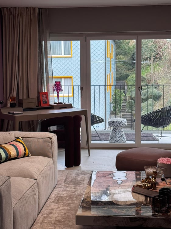 1.5-ZIMMER-WOHNUNG MIT GROSSZÜGIGEN BALKONEN IN THALWIL 2