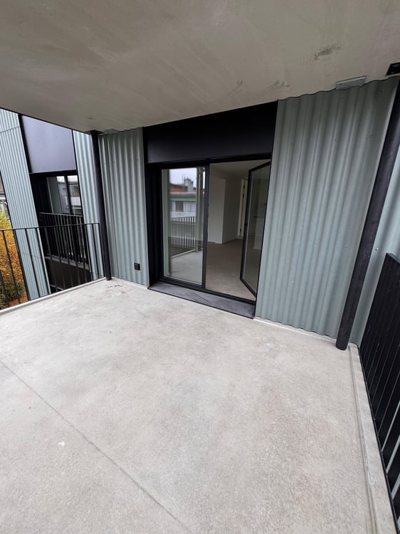 1.5-ZIMMER-WOHNUNG MIT GROSSZÜGIGEN BALKONEN IN THALWIL 10