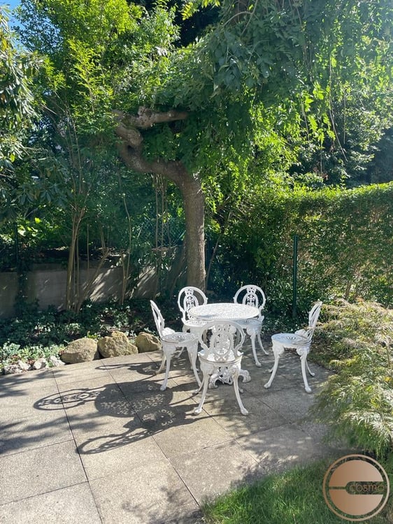 STILVOLL WOHNEN IM JUGENDSTIL: 1.5 ZI.-WOHNUNG / STYLISH LIVING IN ART NOUVEAU: 1.5 ROOM APARTMENT 10