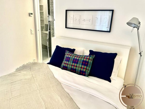 STILVOLL WOHNEN IM JUGENDSTIL: 1.5 ZI.-WOHNUNG / STYLISH LIVING IN ART NOUVEAU: 1.5 ROOM APARTMENT 7