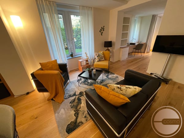 STILVOLL WOHNEN IM JUGENDSTIL: 1.5 ZI.-WOHNUNG / STYLISH LIVING IN ART NOUVEAU: 1.5 ROOM APARTMENT 4