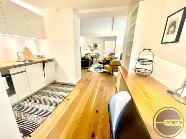 STILVOLL WOHNEN IM JUGENDSTIL: 1.5 ZI.-WOHNUNG / STYLISH LIVING IN ART NOUVEAU: 1.5 ROOM APARTMENT 5