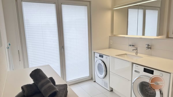 ZENTRALE ATTIKA-WOHNUNG MIT GROSSZÜGIGER TERRASSEN / CENTRAL ATTIC APARTMENT WITH SPACIOUS TERRACES 11