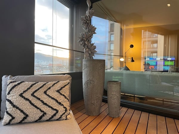 ABOVE & BEYOND – Mitten im Geschehen über den Dächern der Europaallee 15