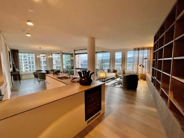 ABOVE & BEYOND – Mitten im Geschehen über den Dächern der Europaallee 9