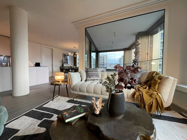 ABOVE & BEYOND – Mitten im Geschehen über den Dächern der Europaallee 10