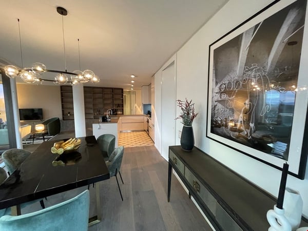 ABOVE & BEYOND – Mitten im Geschehen über den Dächern der Europaallee 3