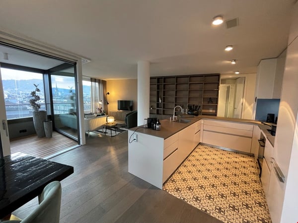 ABOVE & BEYOND – Mitten im Geschehen über den Dächern der Europaallee 2