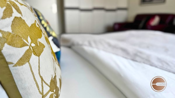 LUXURIÖSES WOHNEN ÜBER DEN DÄCHERN ZÜRICHS /  LUXURIOUS LIVING ABOVE THE ROOFS OF ZURICH 4