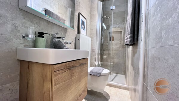 NEU! MODERNES 2-BEDROOM SERVICED APARTMENT / NEW! MODERN 2-BEDROOM SERVICED APARTMENT 12