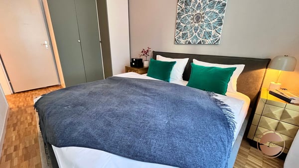 NEU! MODERNES 2-BEDROOM SERVICED APARTMENT / NEW! MODERN 2-BEDROOM SERVICED APARTMENT 7