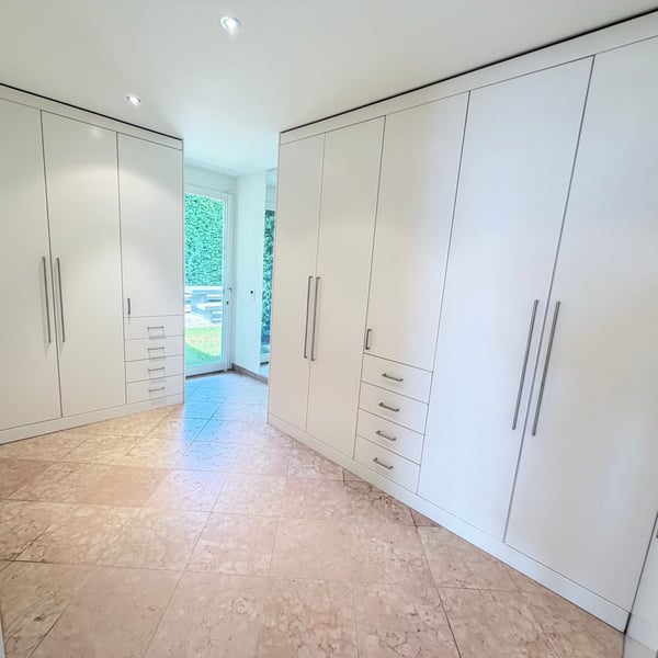 Grosszügige 6-Zimmer-Terrassenwohnung mit atemberaubendem Ausblick in Herrliberg 7