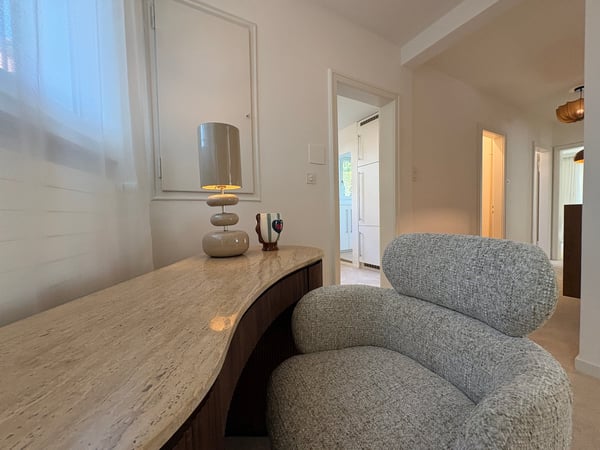 NEU! 1-Bedroom-Apartment mit Gartenterrasse am Zürichberg 17